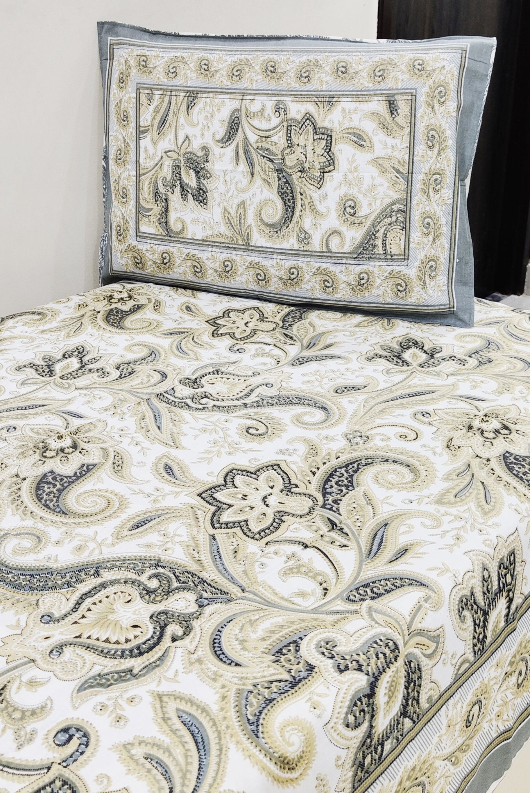 Paisley Dream