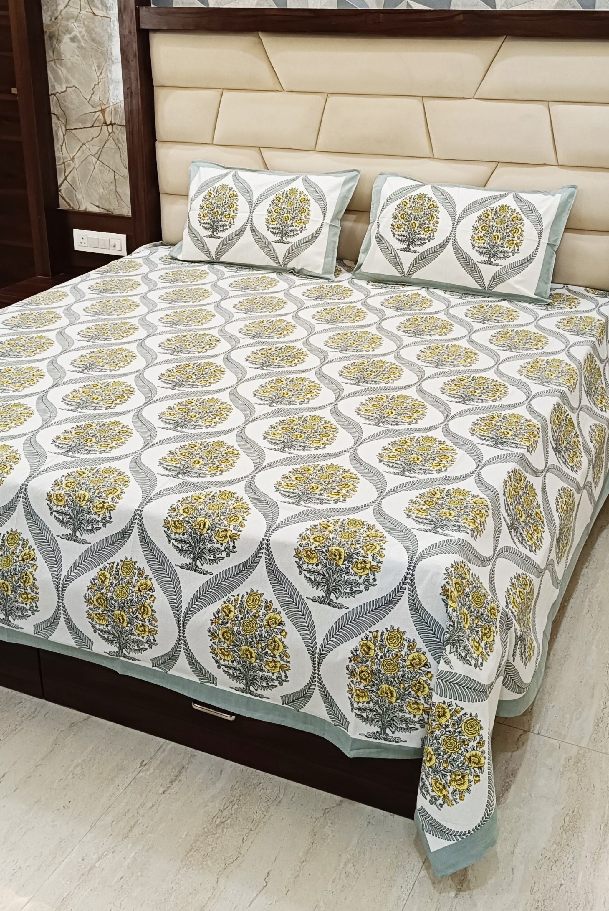 Mughal Bush